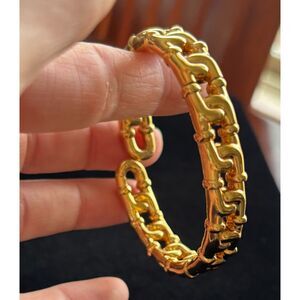 Joan Rivers Gold Tone Bamboo Link Hinged Bangle Bracelet Signed Designer Jewelry